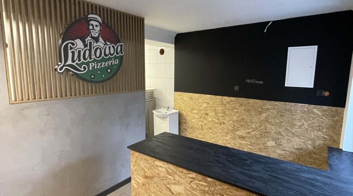 Pizzeria_Ludowa_Jastrzebie_Zdroj_1_maza-meble Pizzeria_Ludowa_Jastrzebie_Zdroj_1_maza-meble